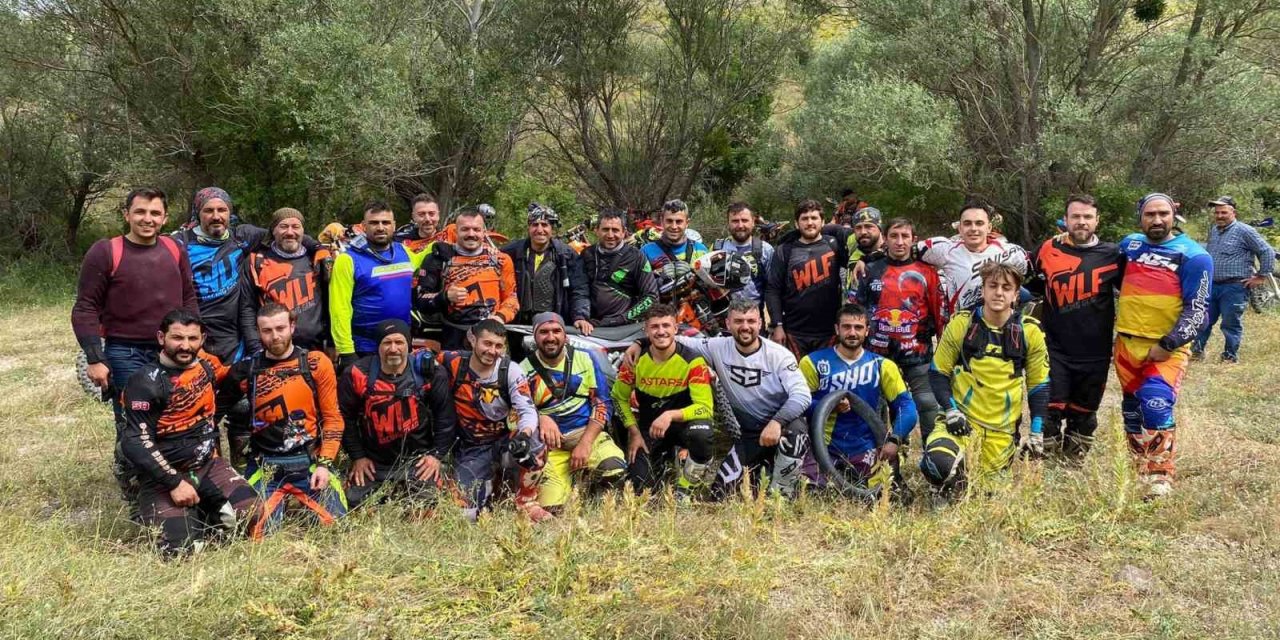 Adrenalin tutkunu motokrosçular Yozgat’ta buluştu