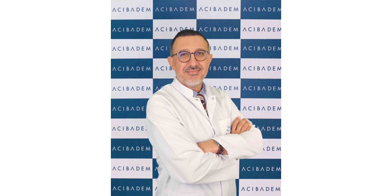 Ortopedi ve Travmatoloji Uzmanı uyardı: “Sahildeki sinsi tehlike; şezlong yaralanmaları”