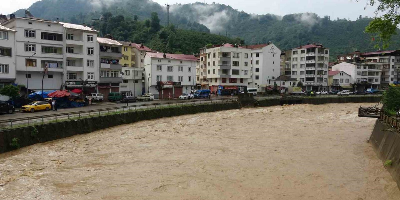 Giresun Valiliğinden sel ve su baskınlarına karşı uyarı