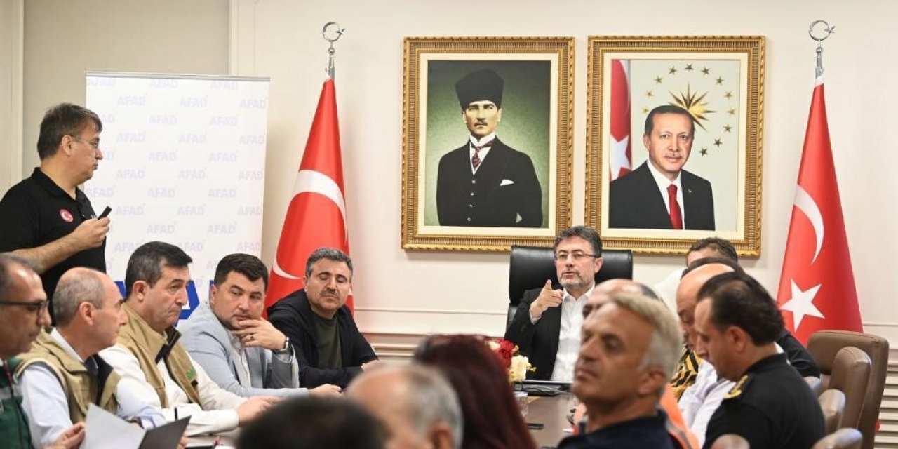 Bakan Yumaklı selden etkilenen Düzce’de