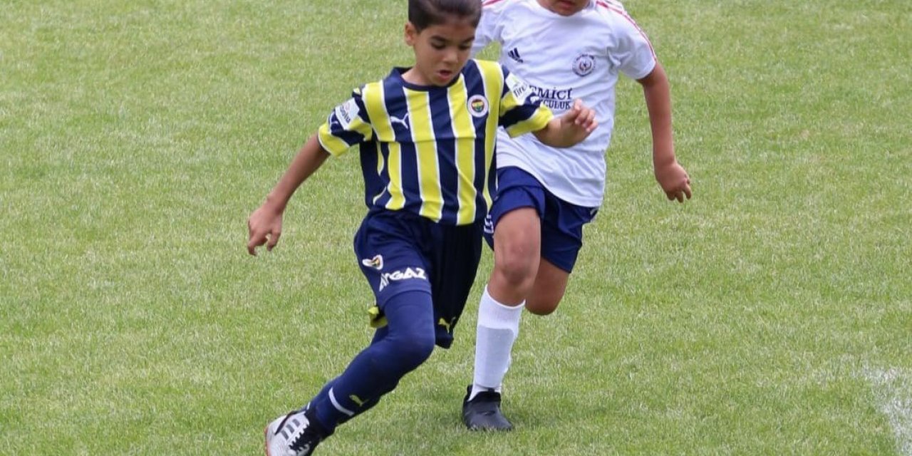 Mardinli Arjen, Fenerbahçe Akademisi’ne seçildi