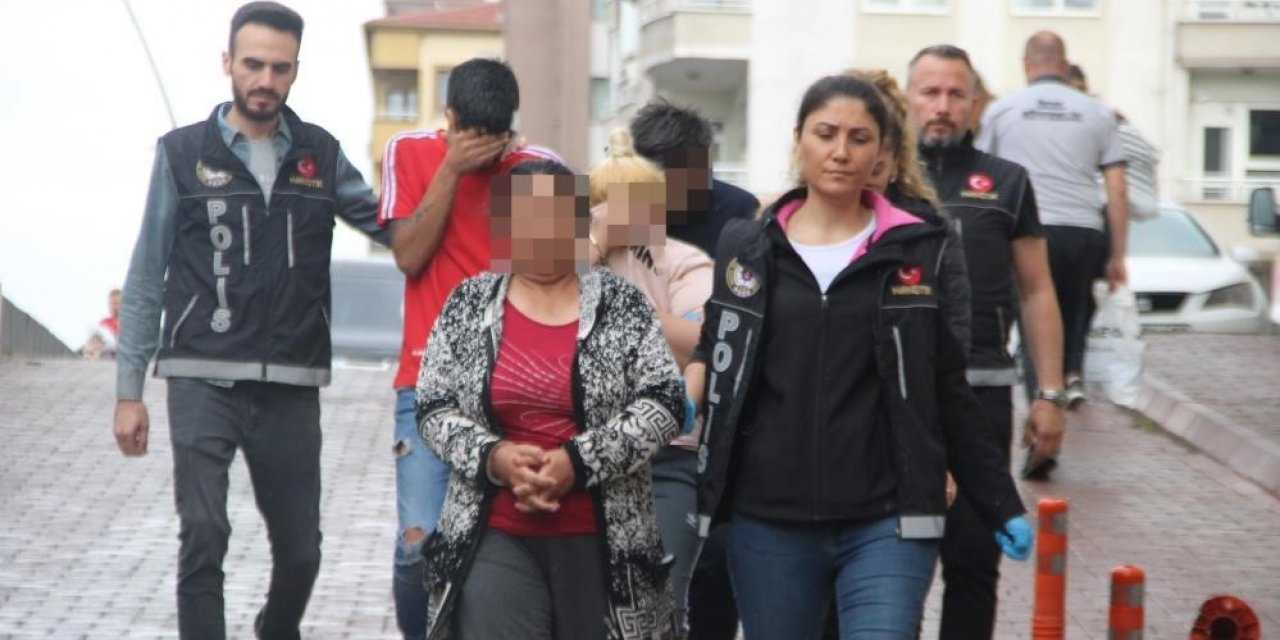 Uyuşturucu operasyonunda 3 tutuklama, 1 adli kontrol