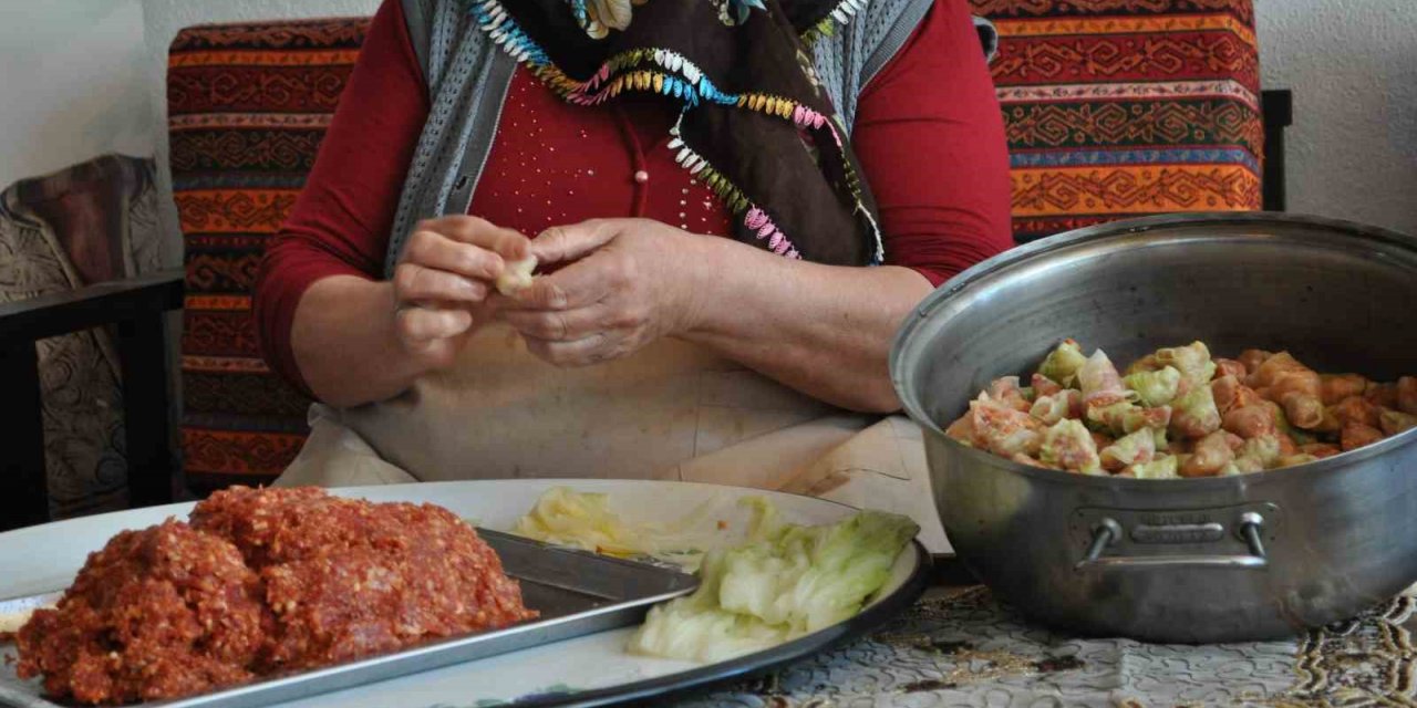 Sivrihisar’ın üçgen şeklindeki özel kelem dolması