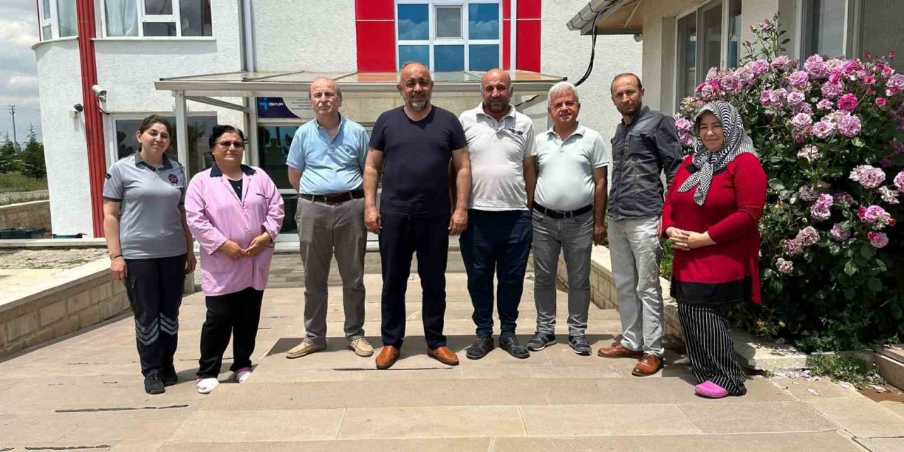 Müdür Kasapoğlu, yurtlarda incelemelerde bulundu