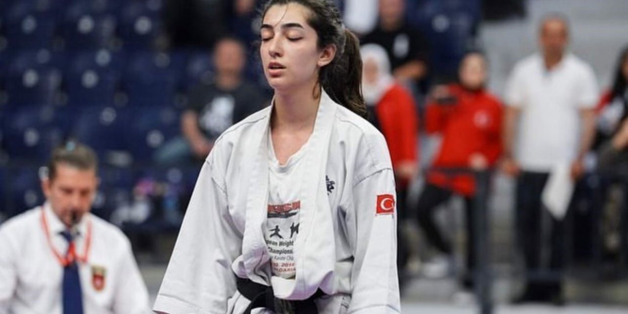 Sinoplu sporcu dünya 3’üncüsü oldu