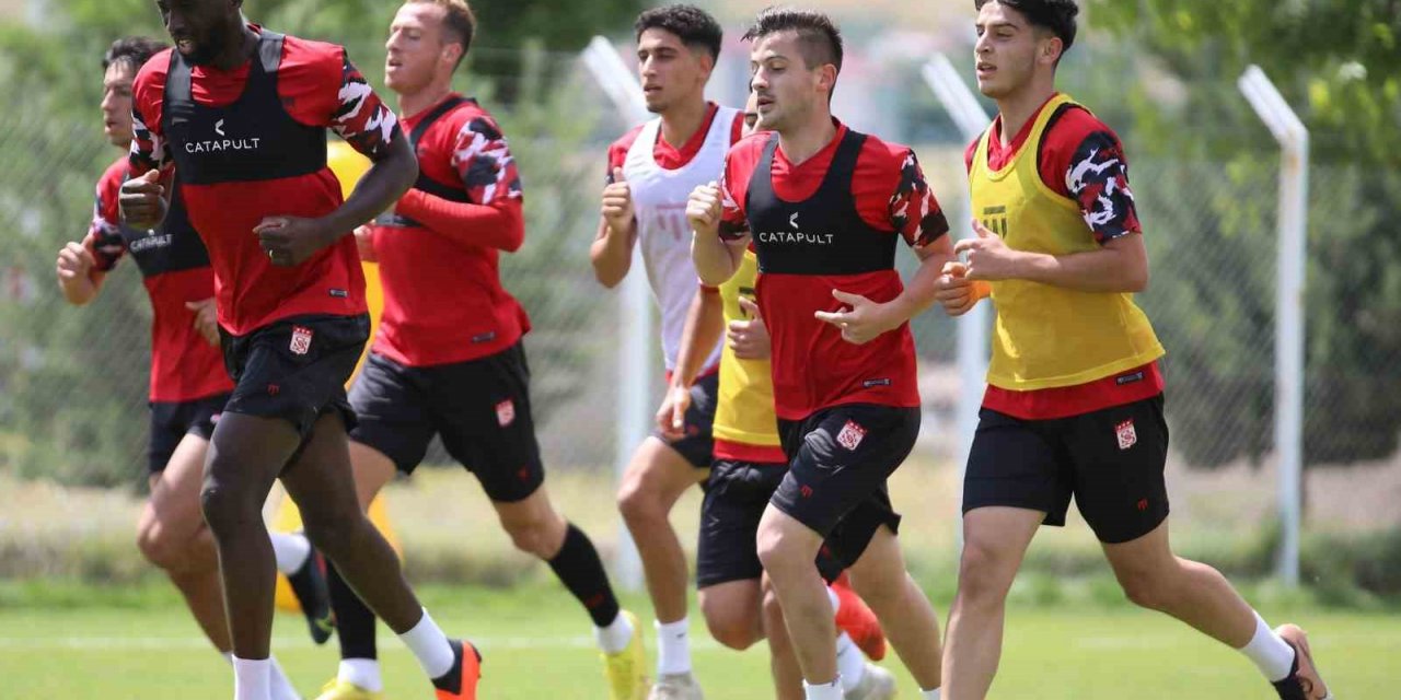 Sivasspor’da yeni sezon hazırlıkları devam etti