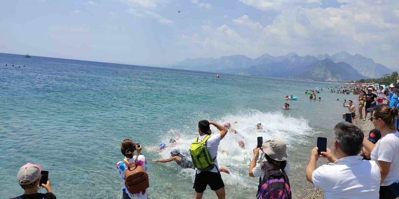 Genç sporcular hem yarıştı hem eğlendi