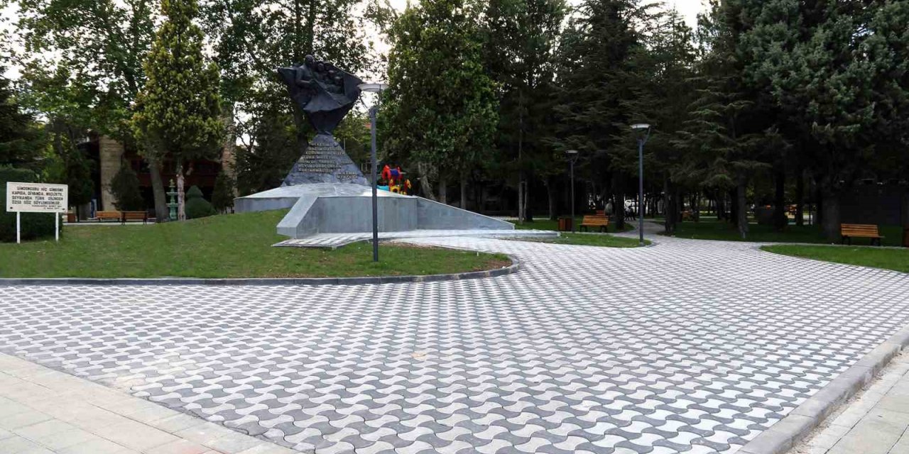 Karaman’da Türk Dil Parkı’nda yenileme çalışması yapıldı