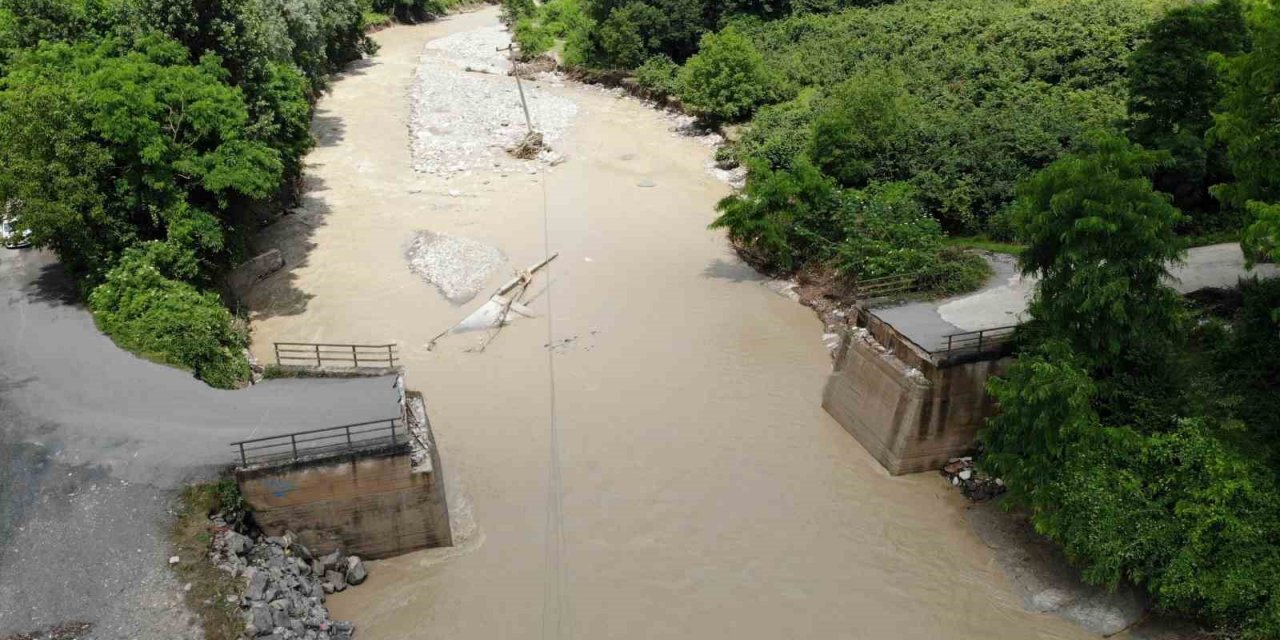 Türkülere konu olan Ordu’nun dereleri yıktı geçti