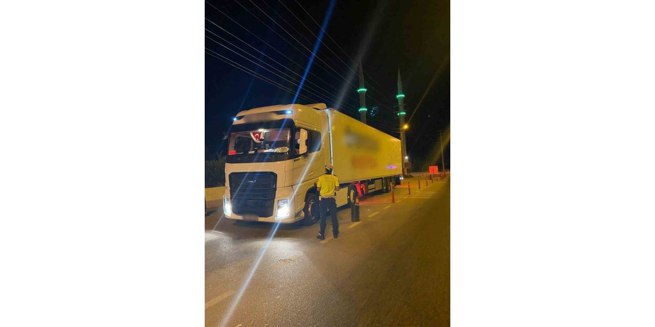 Burdur’da trafik denetimlerinde 18 araca ceza uygulandı