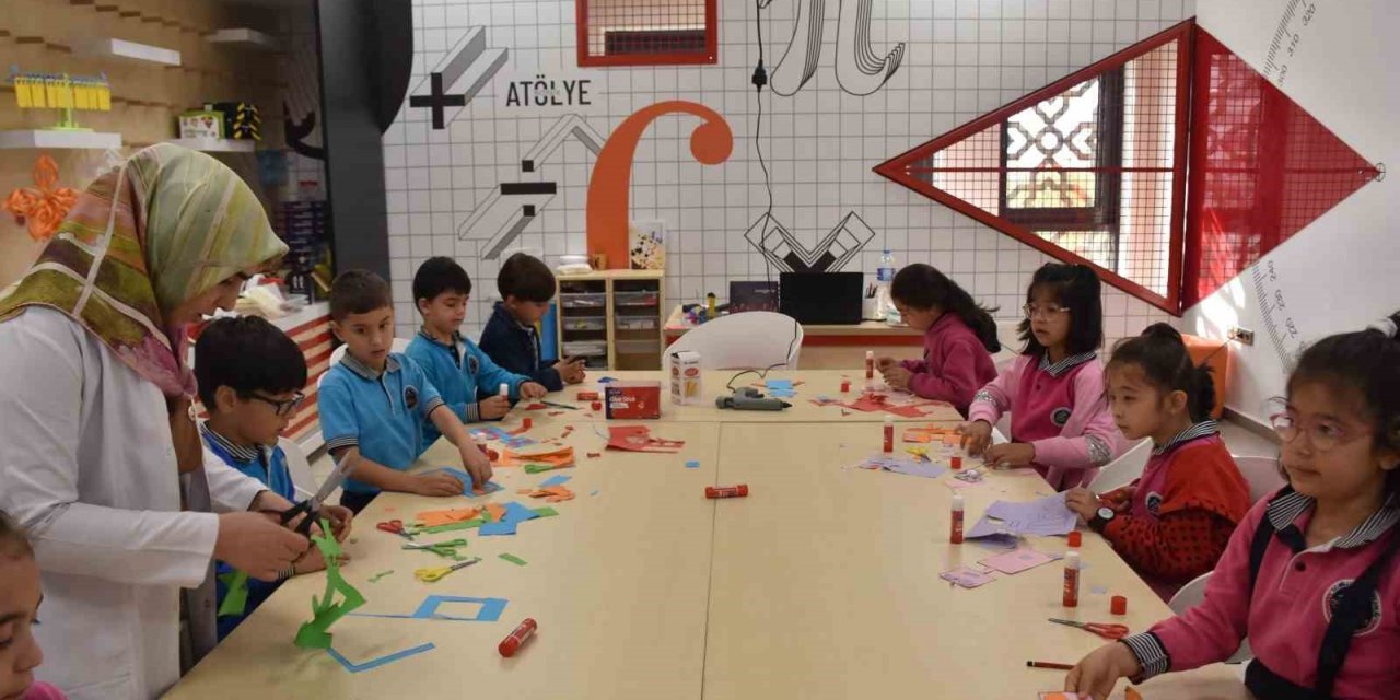 Şahinbey deneyap atölyeleri geleceğin bilim adamlarını yetiştiriyor