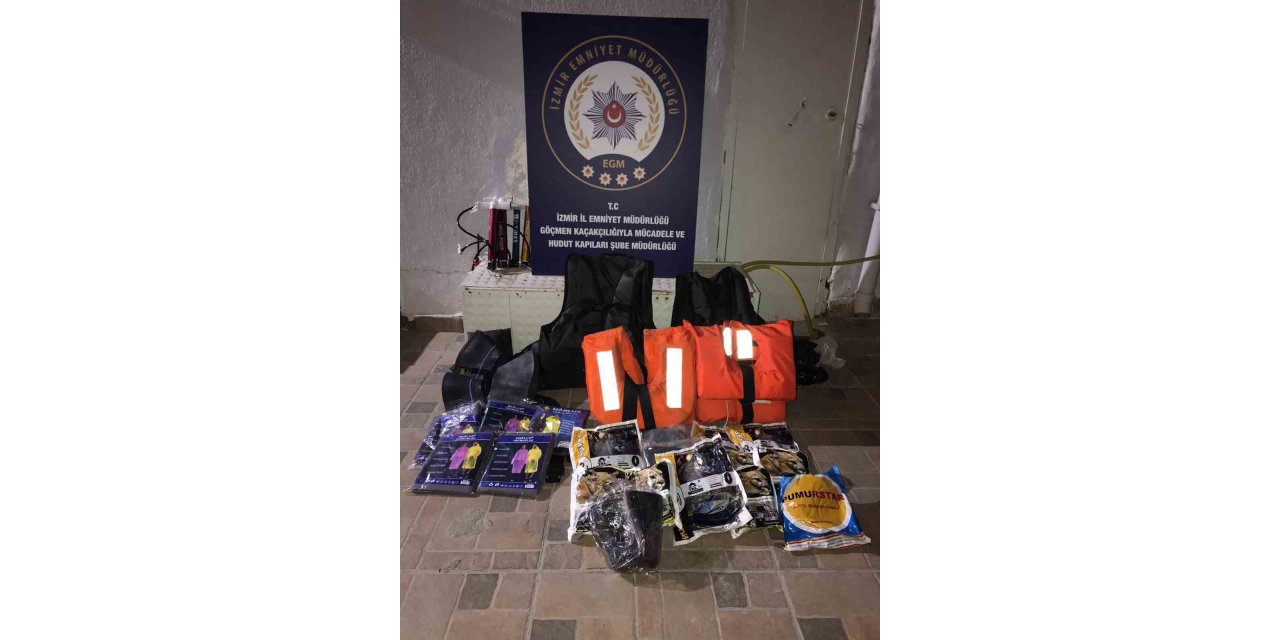 Takside 4 düzensiz göçmen yakalandı