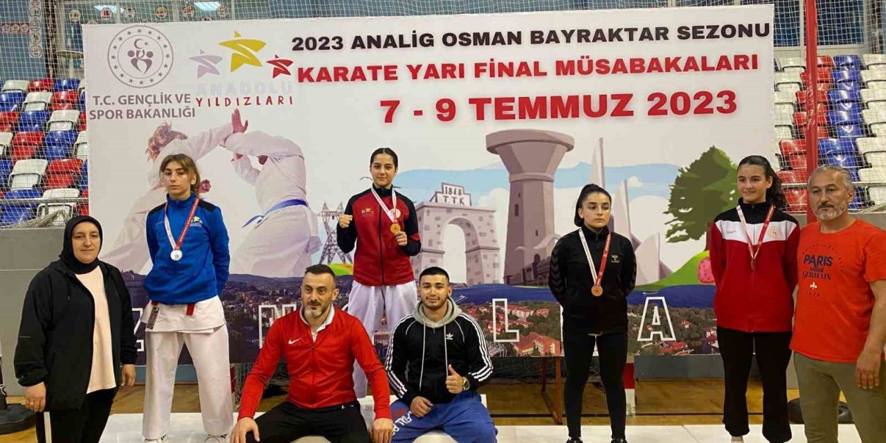 Düzceli Karateciler finallerde