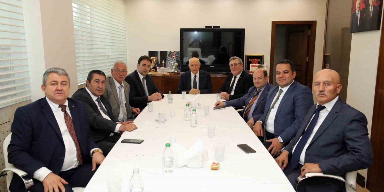 Başkan Yaşar hemşehileriyle buluştu