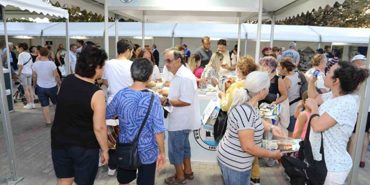 Burhaniye Kitap Fuarı için geri sayım başladı