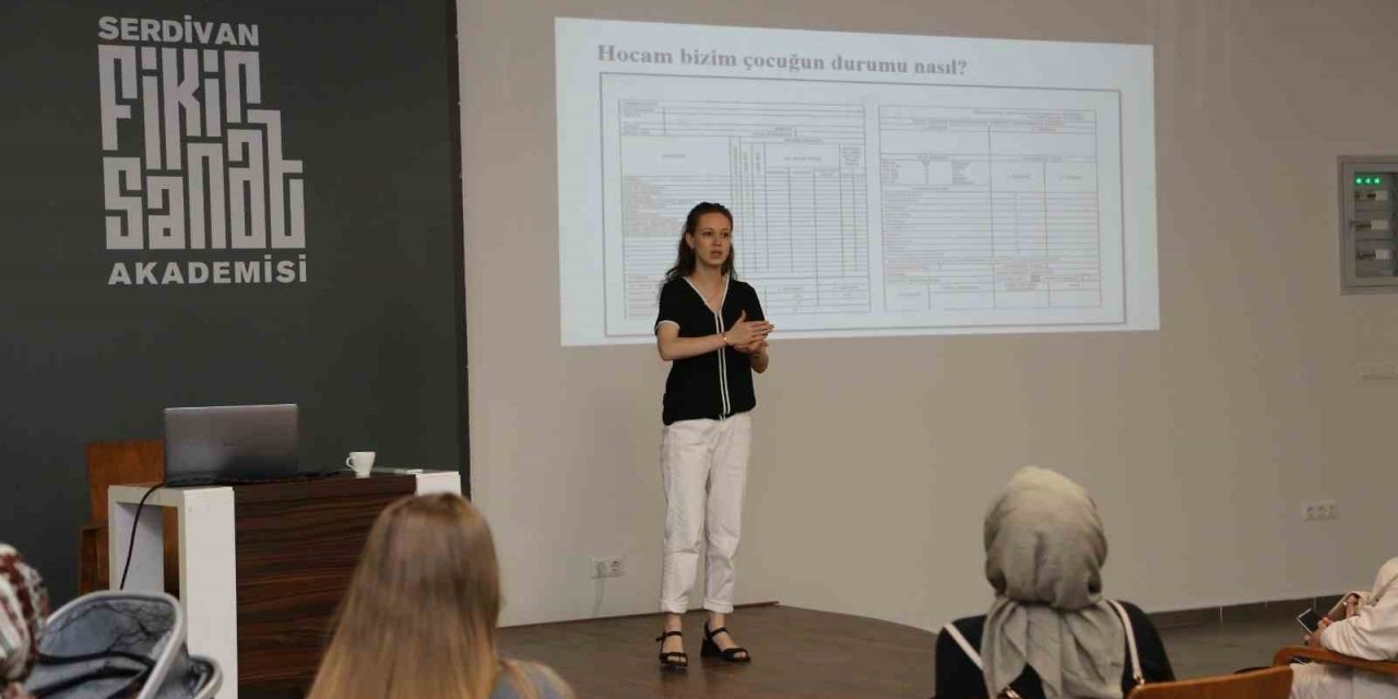 Çocuk Akademisi’nden bilinçli aile seminerleri
