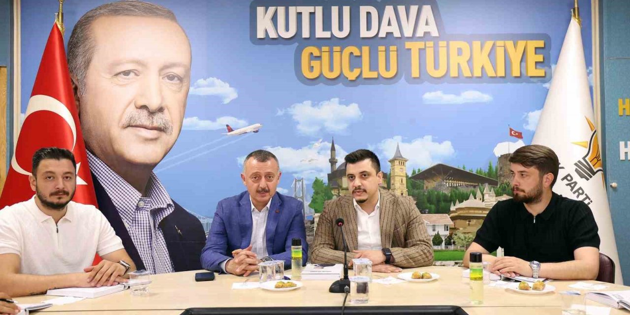 Başkan Büyükakın : “Şehrimize hizmet etmeyi büyük bir onur ve görev biliyoruz"