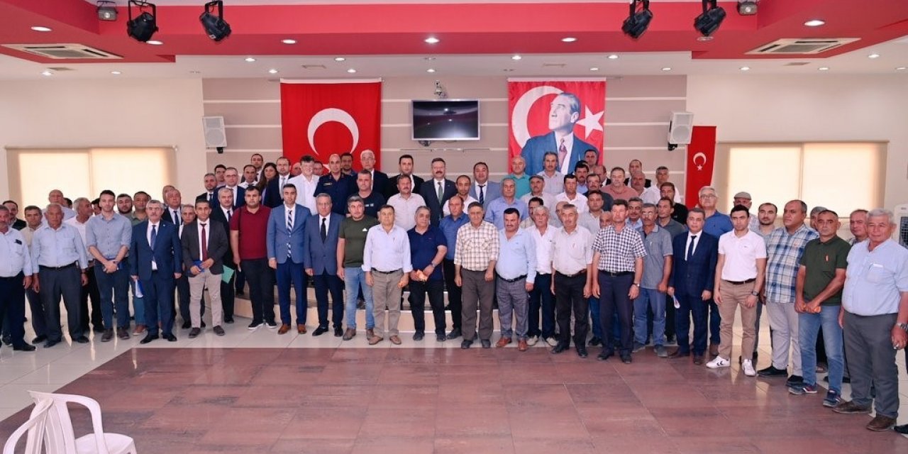 Vali Aksoy, Bozdoğanlı muhtarlar ile bir araya geldi