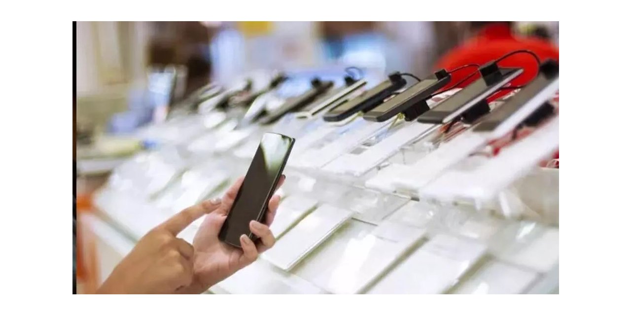 Yurt dışından getirilen telefonların harçları 20 bin TL oldu!