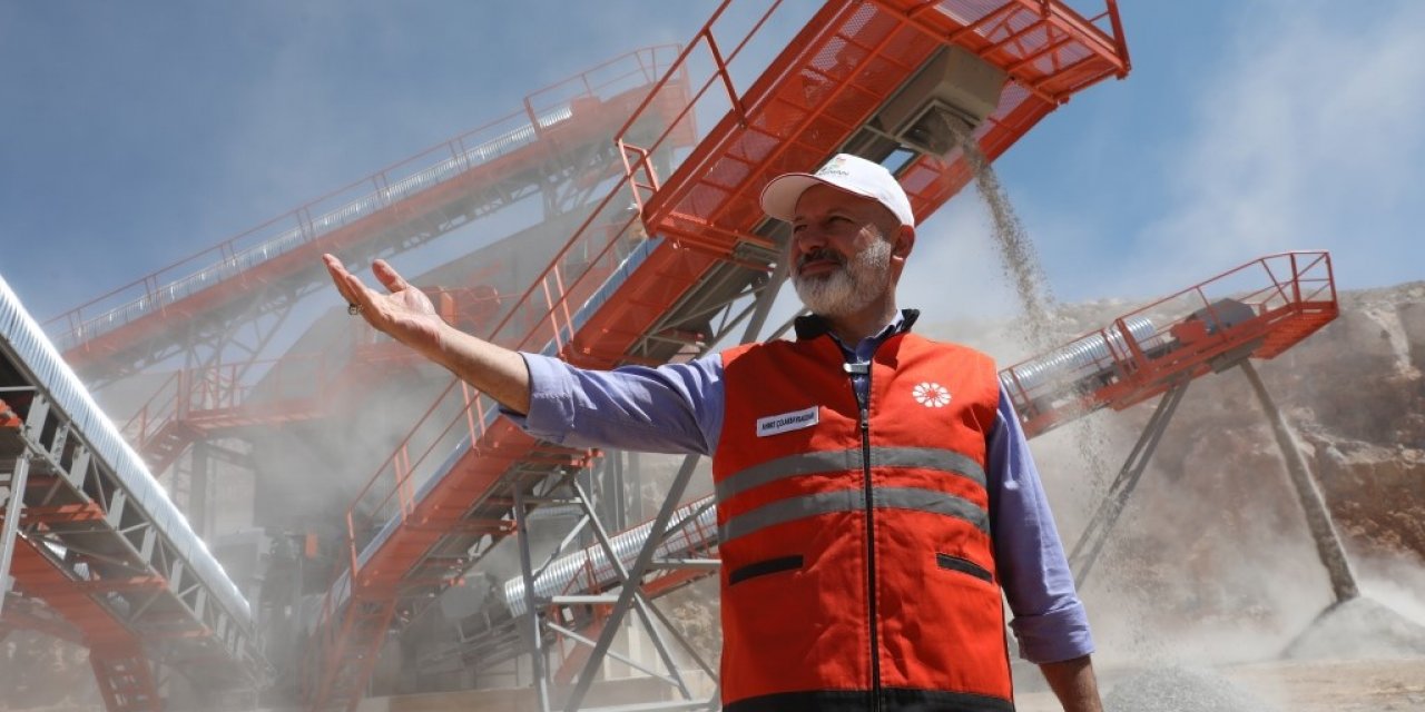 Başkan Çolakbayrakdar; “Kamuda tek olan konkasör tesisimizle ortalığın tozunu attıracağız”