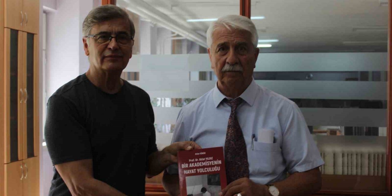 ’Bir Akademisyenin Hayat Yolculuğu’ kitabı tanıtıldı