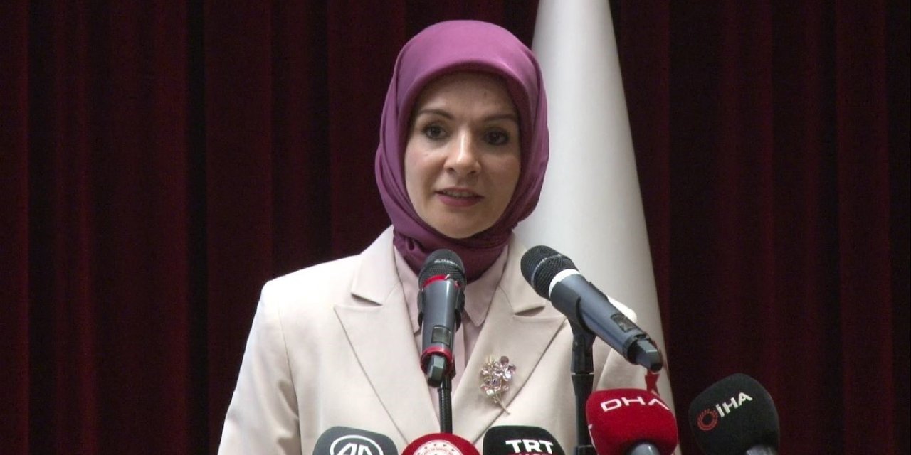 Bakan Göktaş: “Milletimiz gözünü kırpmadan hainlerin kullandığı tanklara, uçaklara, mermilere göğsünü siper etti”