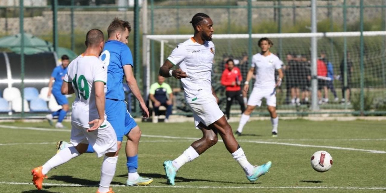 Hazırlık maçı: Corendon Alanyaspor: 3 - Ç. Rizespor: 1