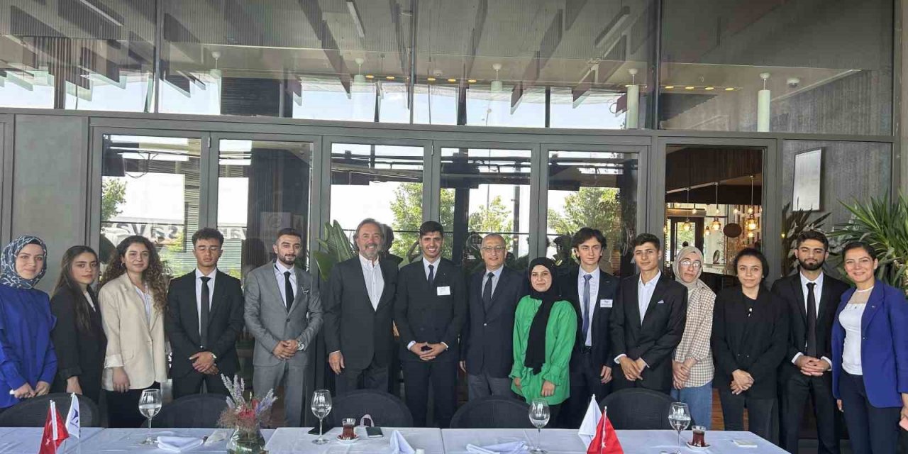 “Gelen şansı kaçırmamak için işinize odaklanın”