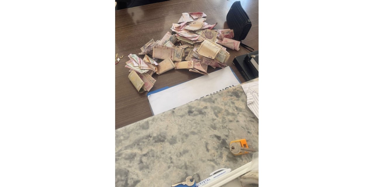 Dilenirken yakalandı, üzerinden bin 640 TL çıktı