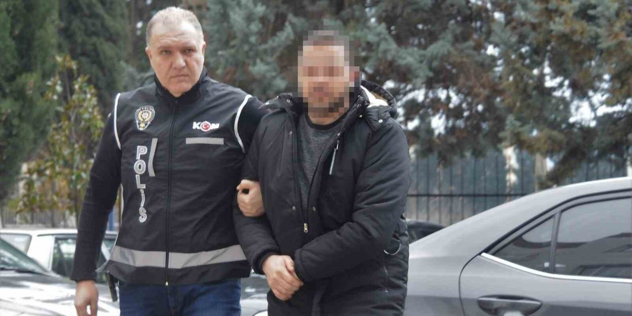 Yalova Belediyesi’ndeki ’zimmet’ davasında kriminal rapor mahkemeye sunuldu