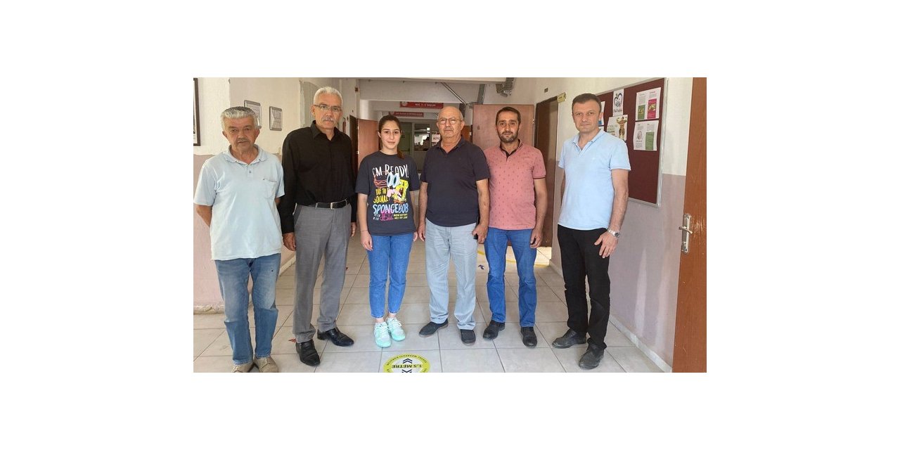 LGS birincisi Sıla’ya eğitim hayatı boyunca burs imkanı