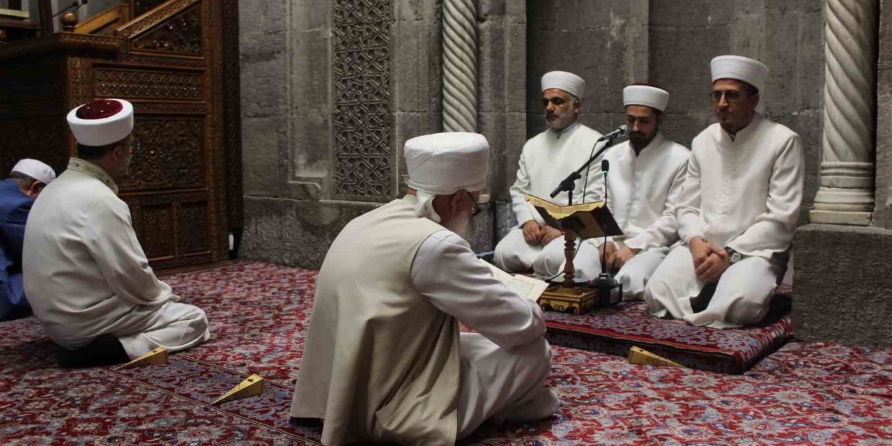 Kayseri’de 15 Temmuz şehitleri için mevlit okundu