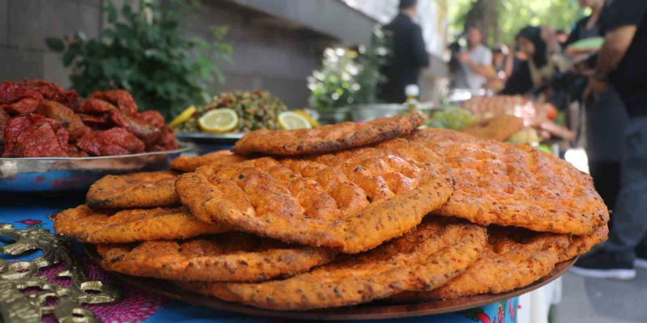 Diyarbakır’ın yöresel yemekleri İnovasyon Merkezi’nde tanıtıldı