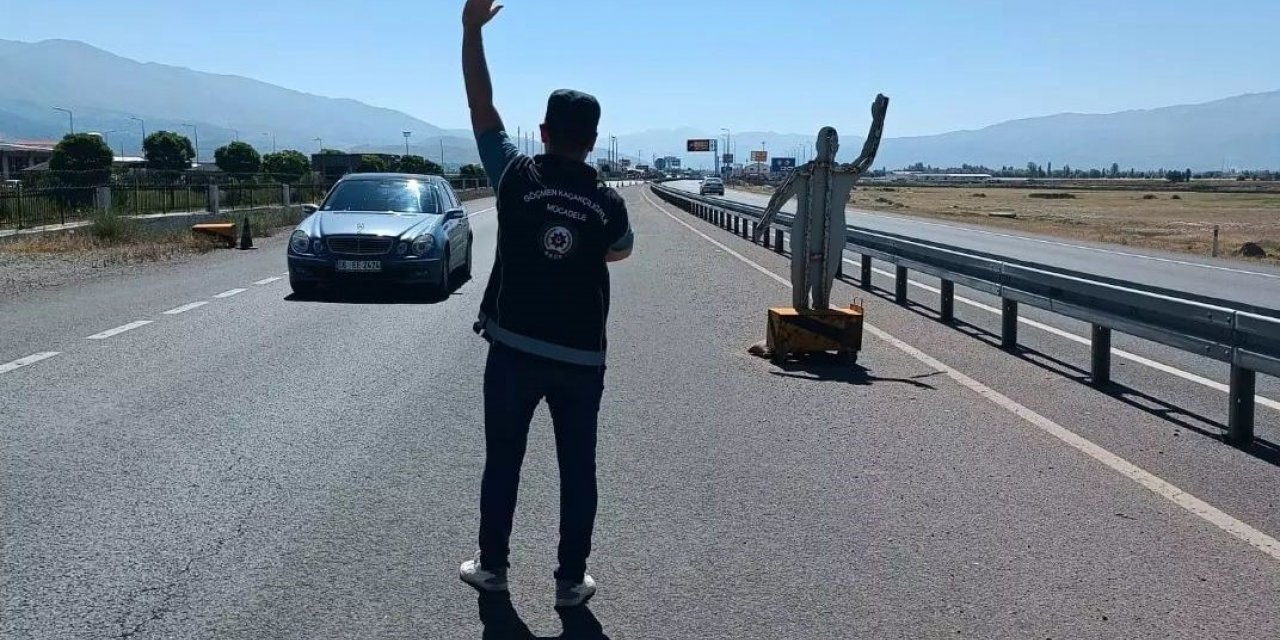 Erzincan’da kaçak göçmenlere yönelik uygulama yapıldı