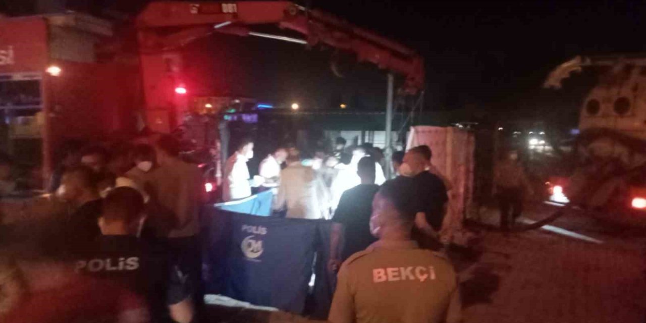 Antalya’da terfi istasyonuna giren 3 kişi hayatını kaybetti