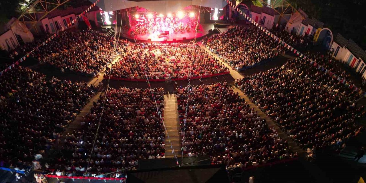 Bursa Festivali Karsu ile başladı