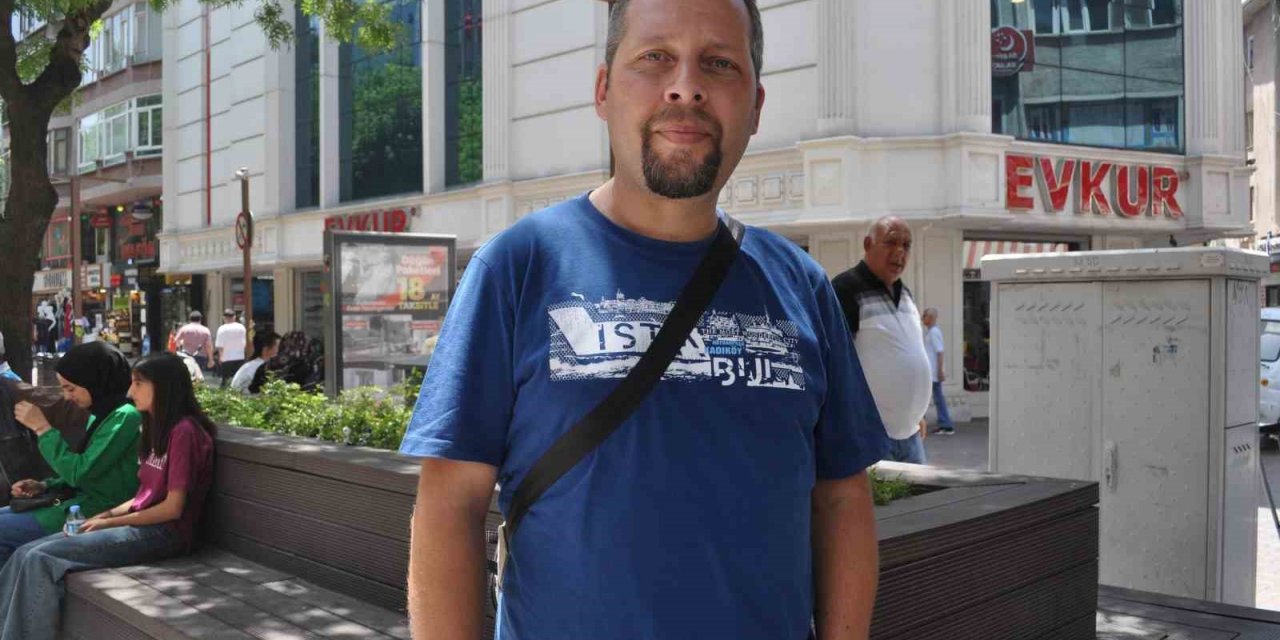 Yılmaz Büyükerşen’in erken adaylık açıklaması tartışılıyor