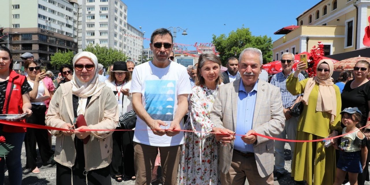 El sanatları kursları yıl sonu sergisi