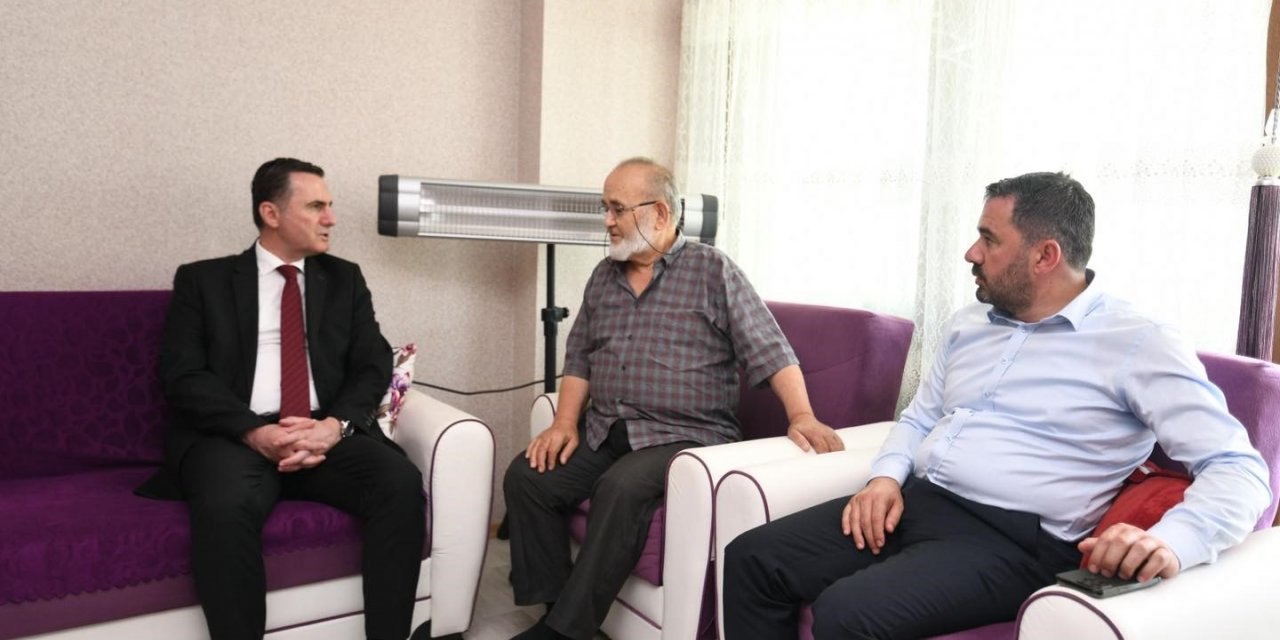Pursaklar Belediye Başkanı Çetin, 15 Temmuz gazilerini ve şehit ailelerini ziyaret etti