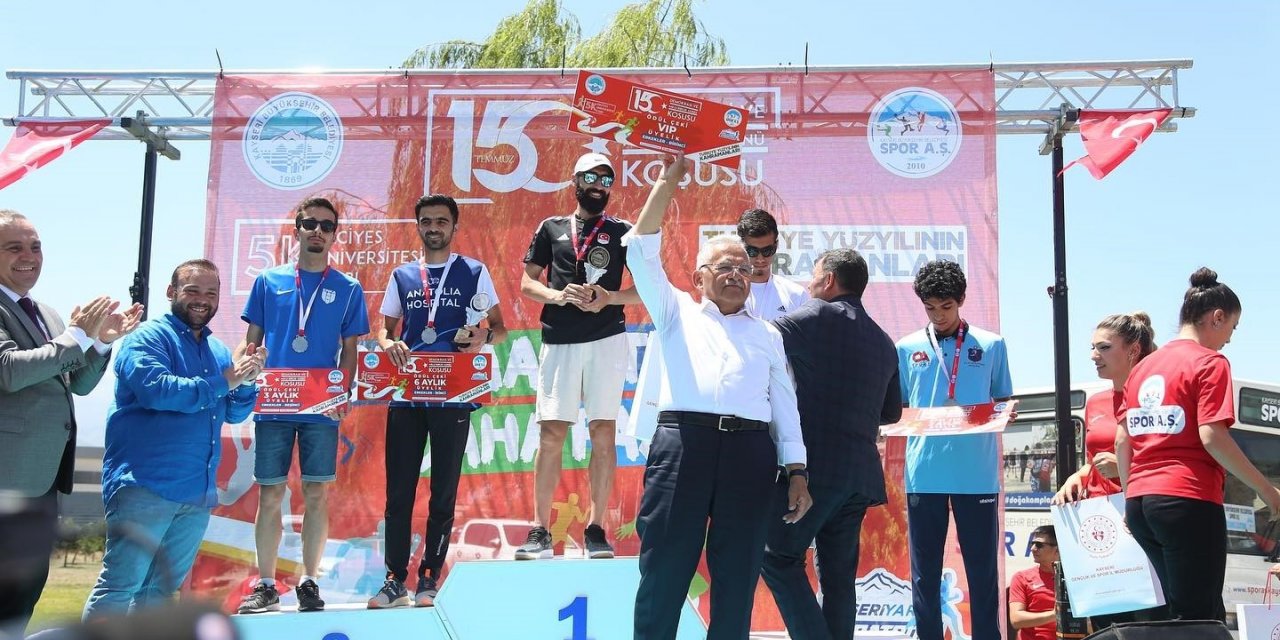 Kayseri’de 15 Temmuz Demokrasi ve Milli Birlik Günü Koşusu Düzenlendi