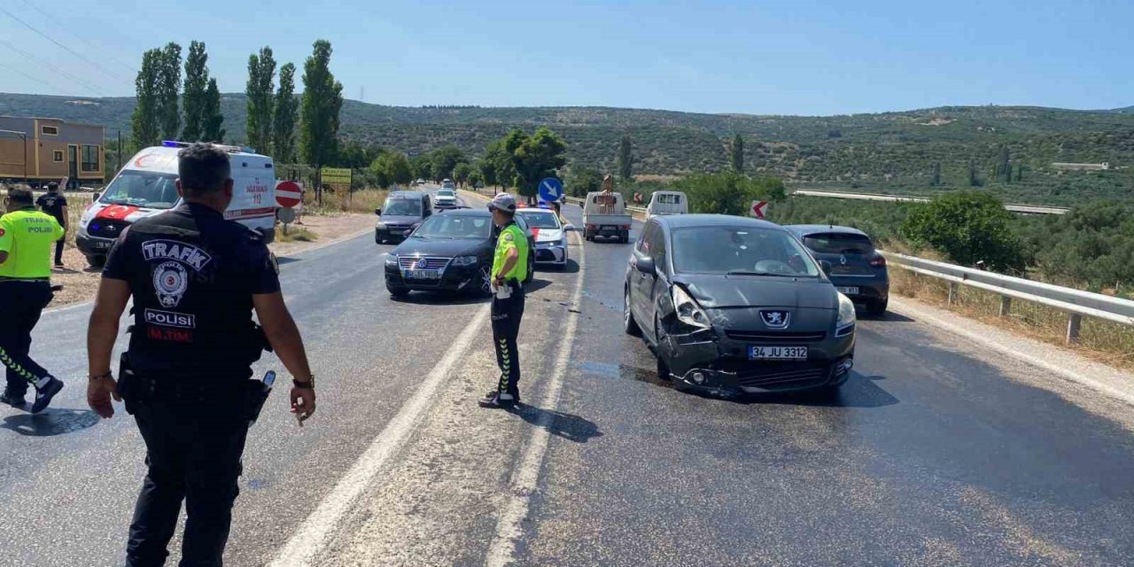 Erdek’te trafik kazasında 1 kişi yaralandı