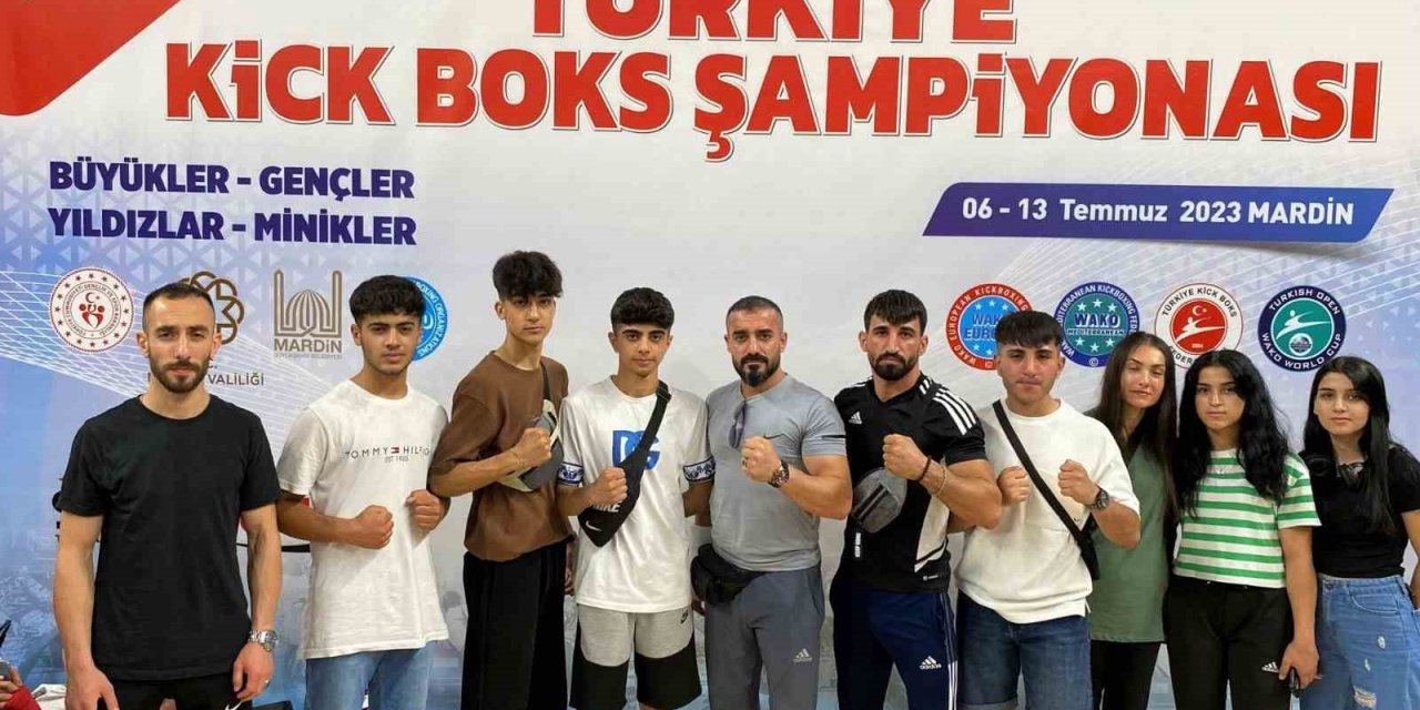 Kick Boks’ta Elazığ rüzgarı