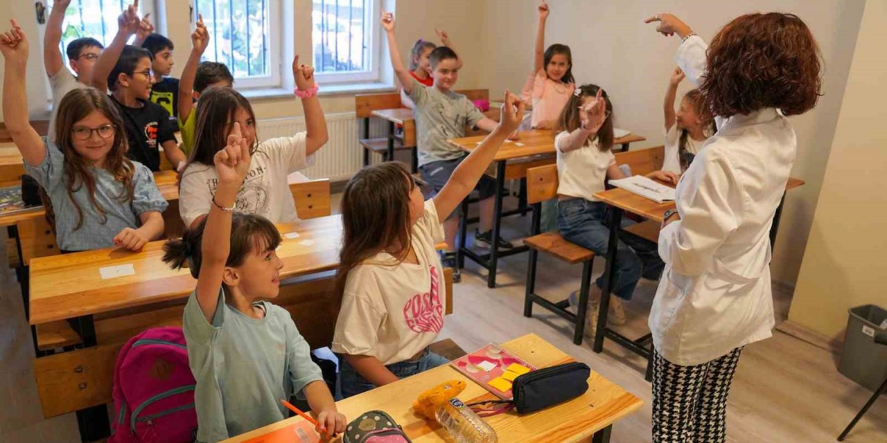 Tepebaşı’nda yaz dönemi programlarına yoğun ilgi