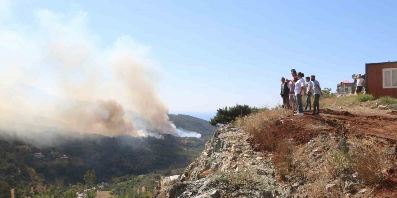 Hatay’daki orman yangınına müdahale sürüyor