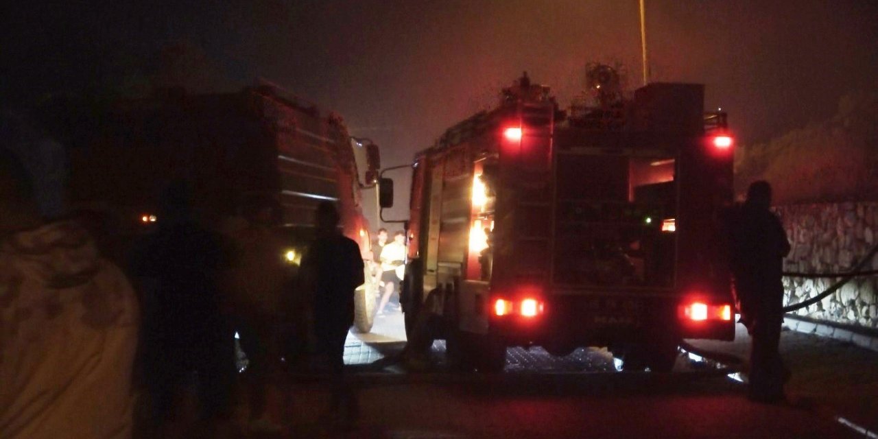 Ayvalık’ta ağaçlık alanda çıkan yangın kontrol altına alındı