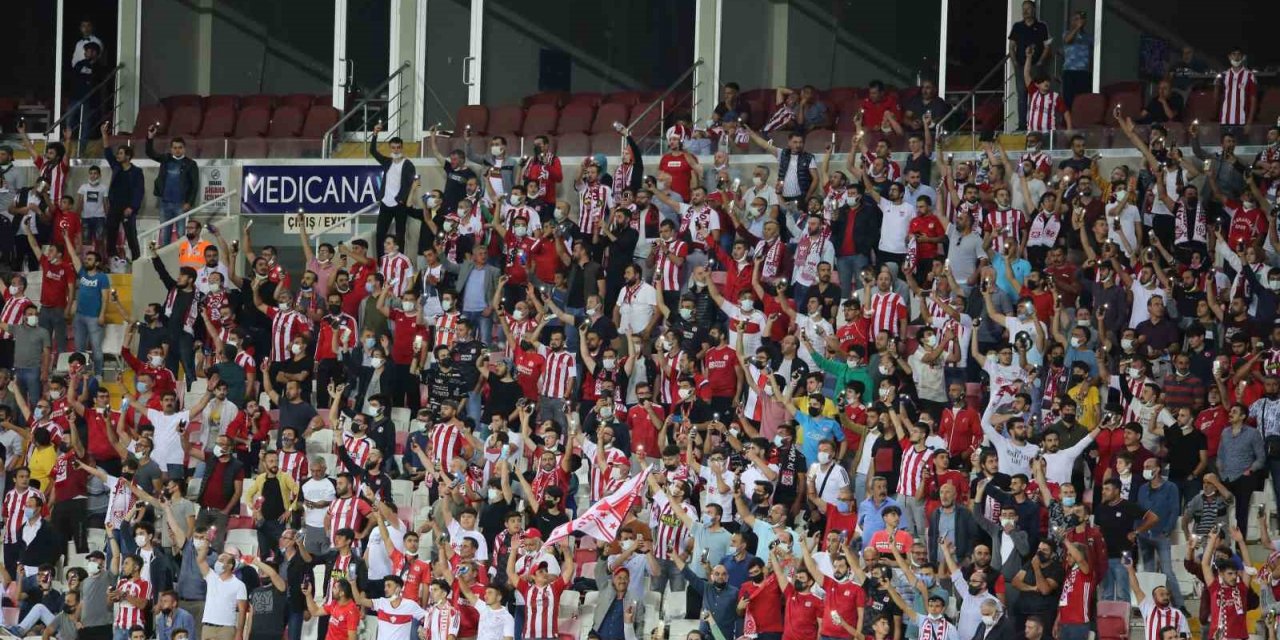 Sivasspor’da kombinelerin genel satışı başladı