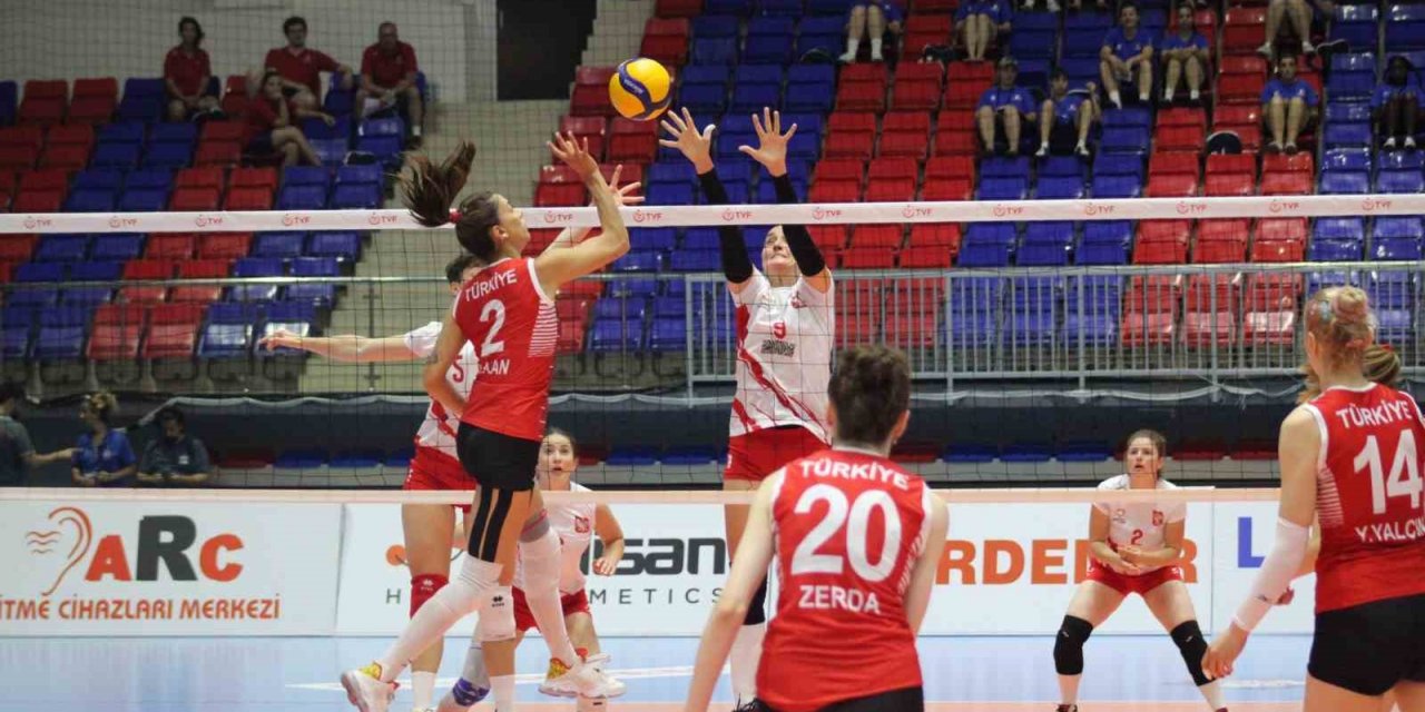 Türkiye Kadın Milli Takımı, şampiyonayı namağlup sürdürüyor