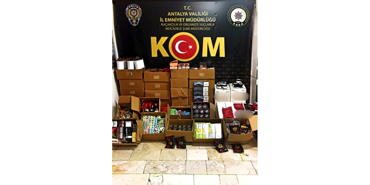 Antalya’da 600 kilogram nargile tütünü ele geçirildi