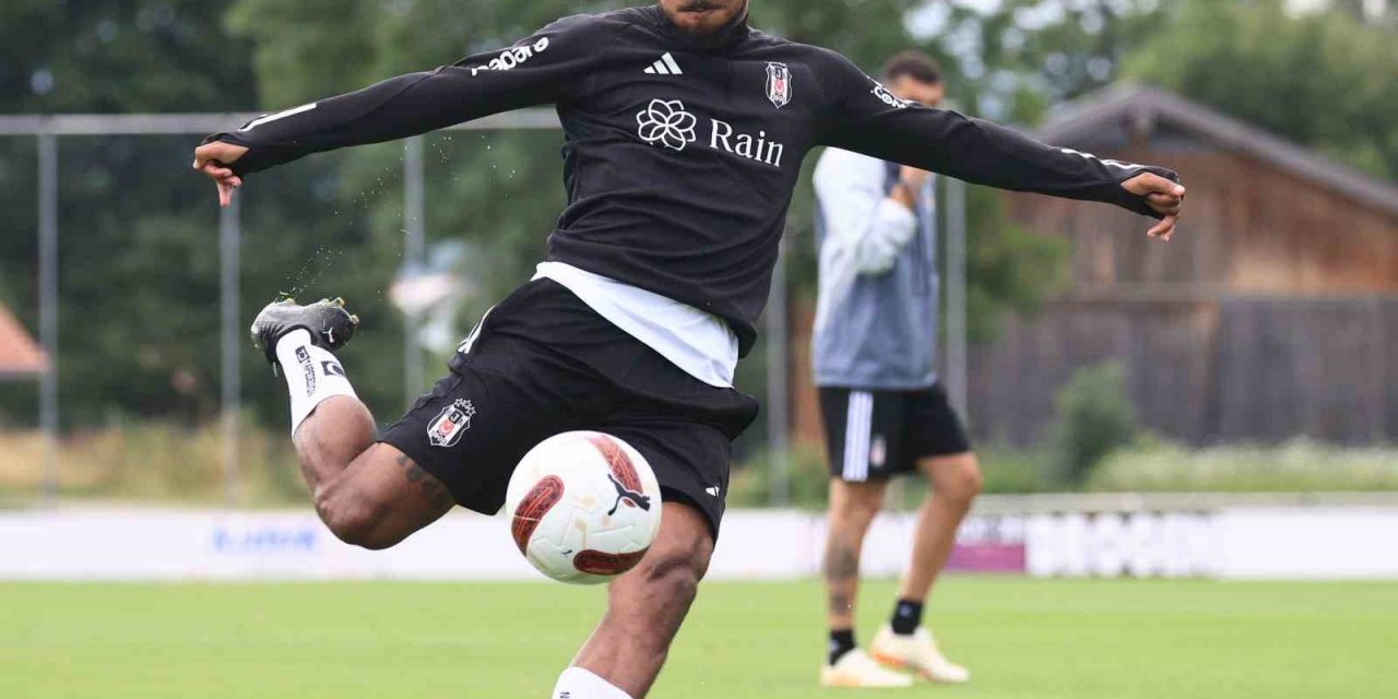Beşiktaş, yeni sezon hazırlıklarını sürdürdü