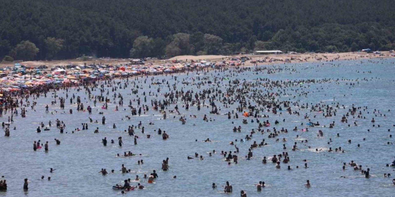 Sahillerde 494 kişi boğulmaktan kurtarıldı